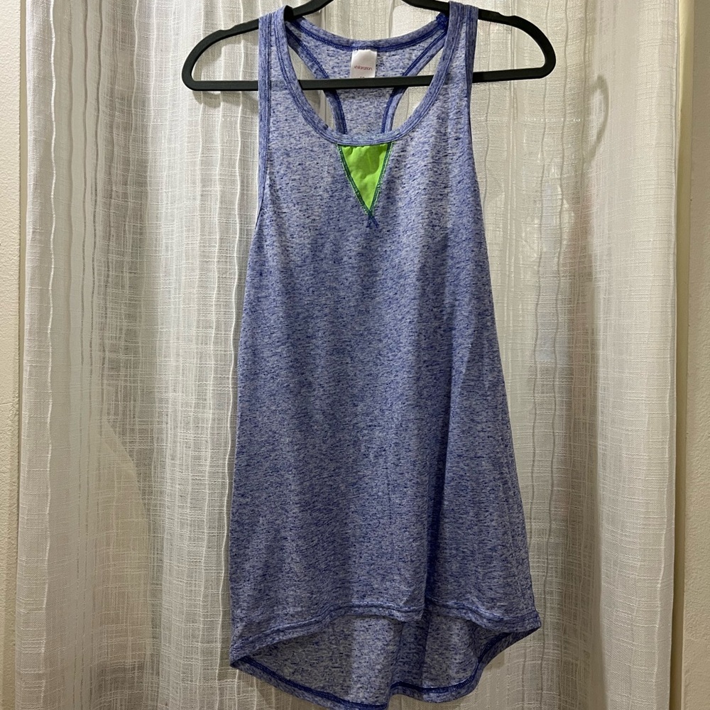 Workout tank tops